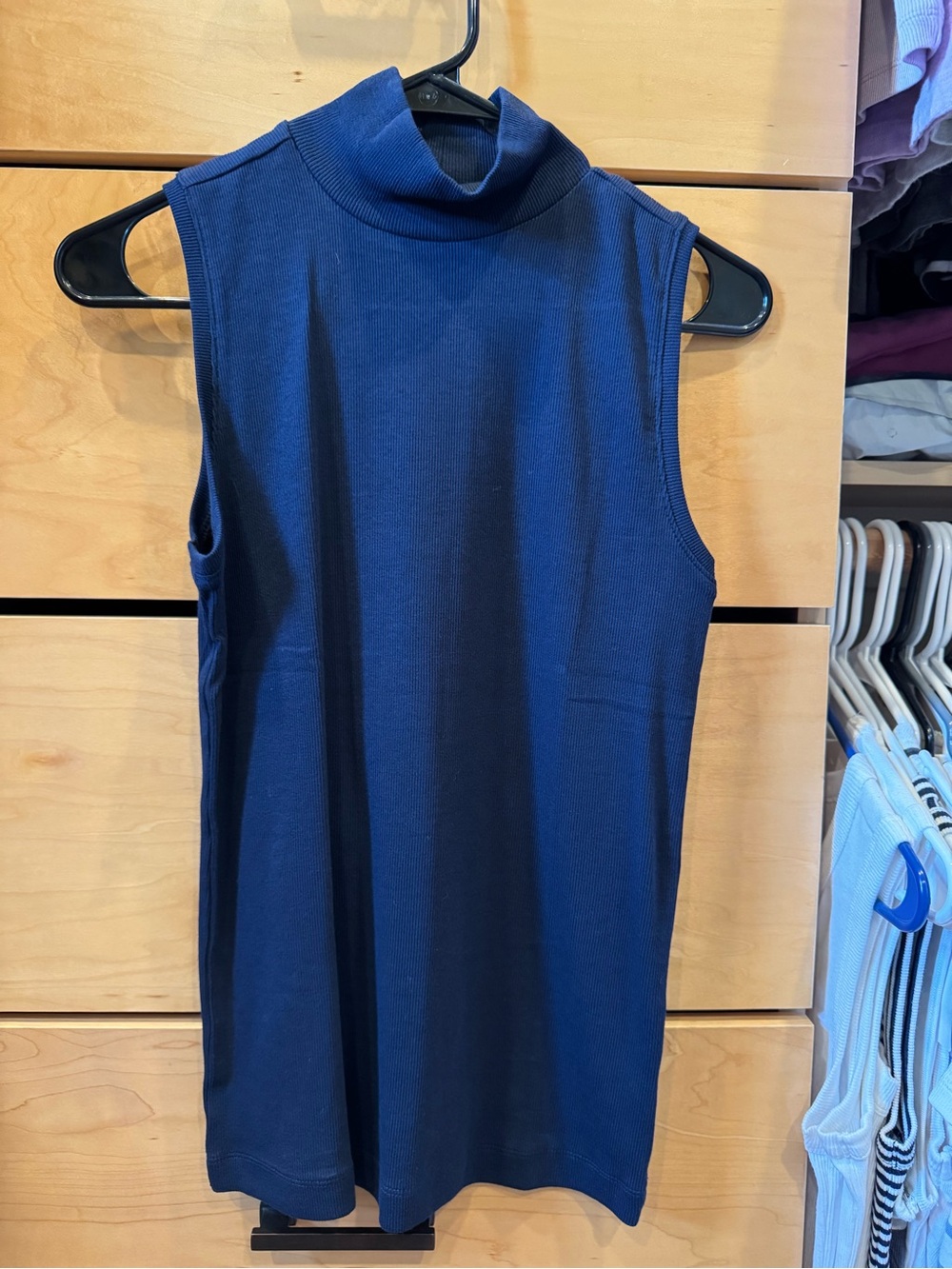 LOFT Sleeveless Mock Neck Top - Navy blue. Medium